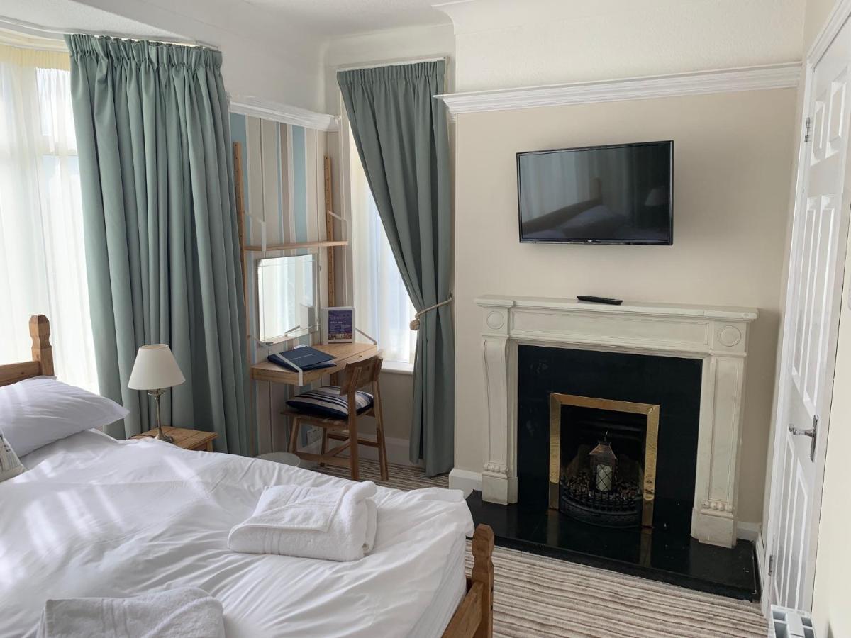 Bed and Breakfast Holly Trees Seahouses Exterior foto